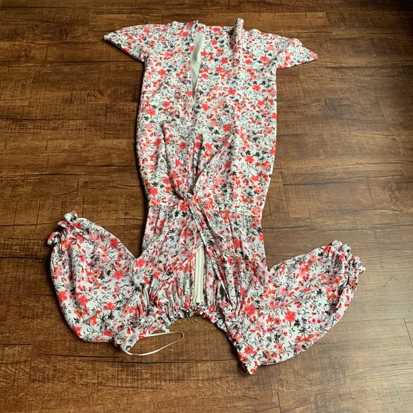 Saloni front split flowery motif bodycon dress - Picture 8 of 8